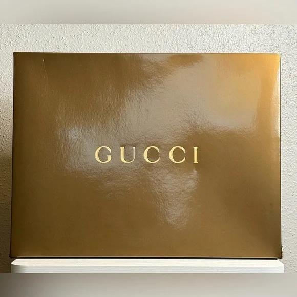 Gucci Box with Ribbon, Tissue and Card - Picture 1 of 5